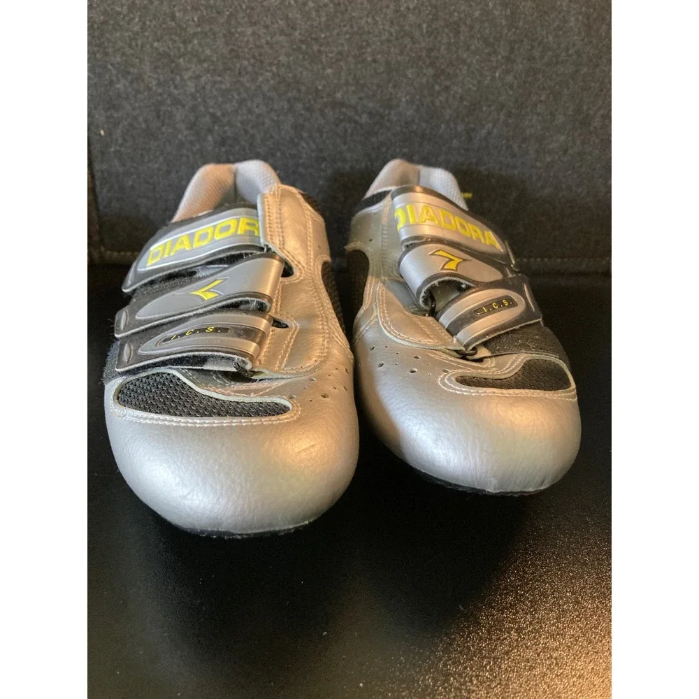 Diadora cycling shoes